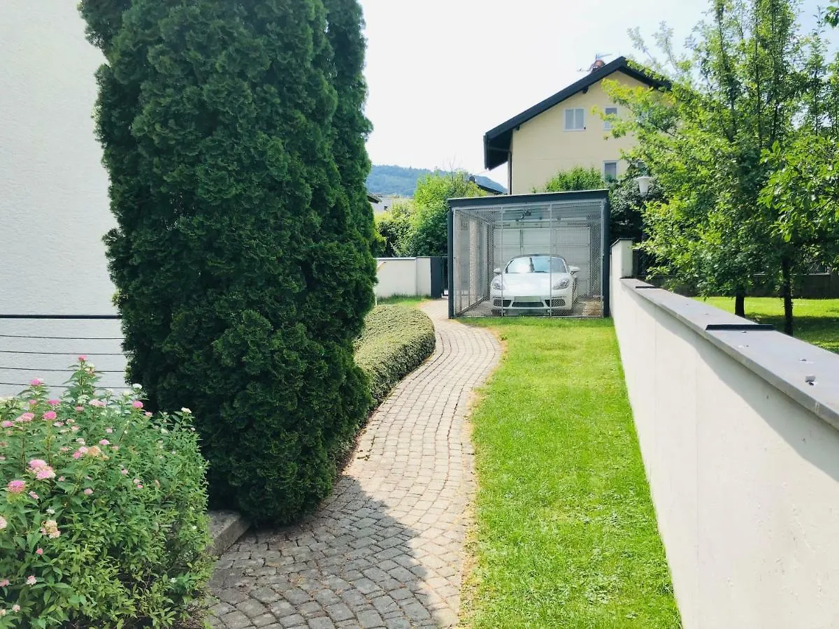 Luxury Stay Salzburg City فيلة